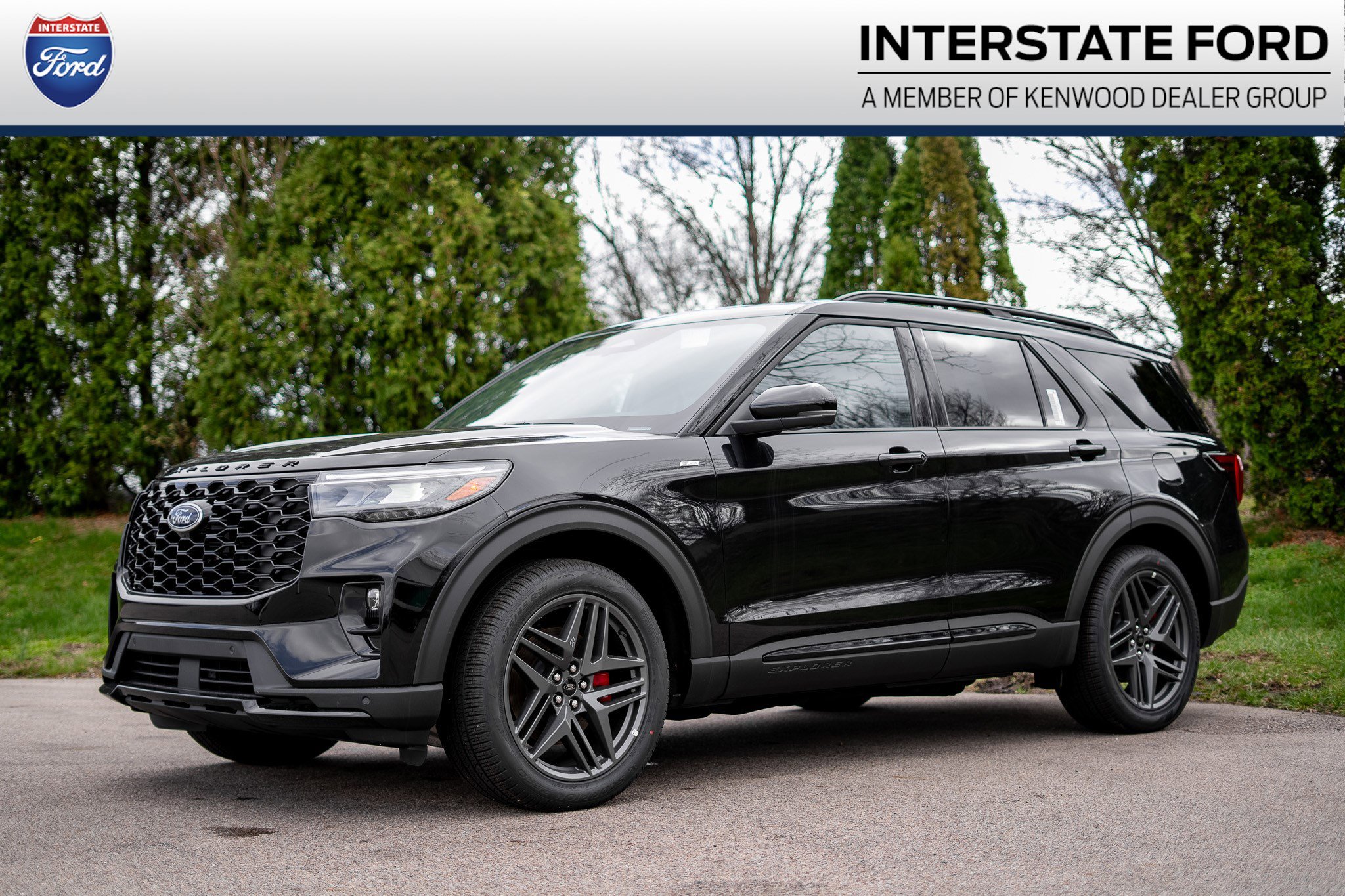 New 2026 Ford Explorer ST-Line w/ ST-Line Street Pack image 1