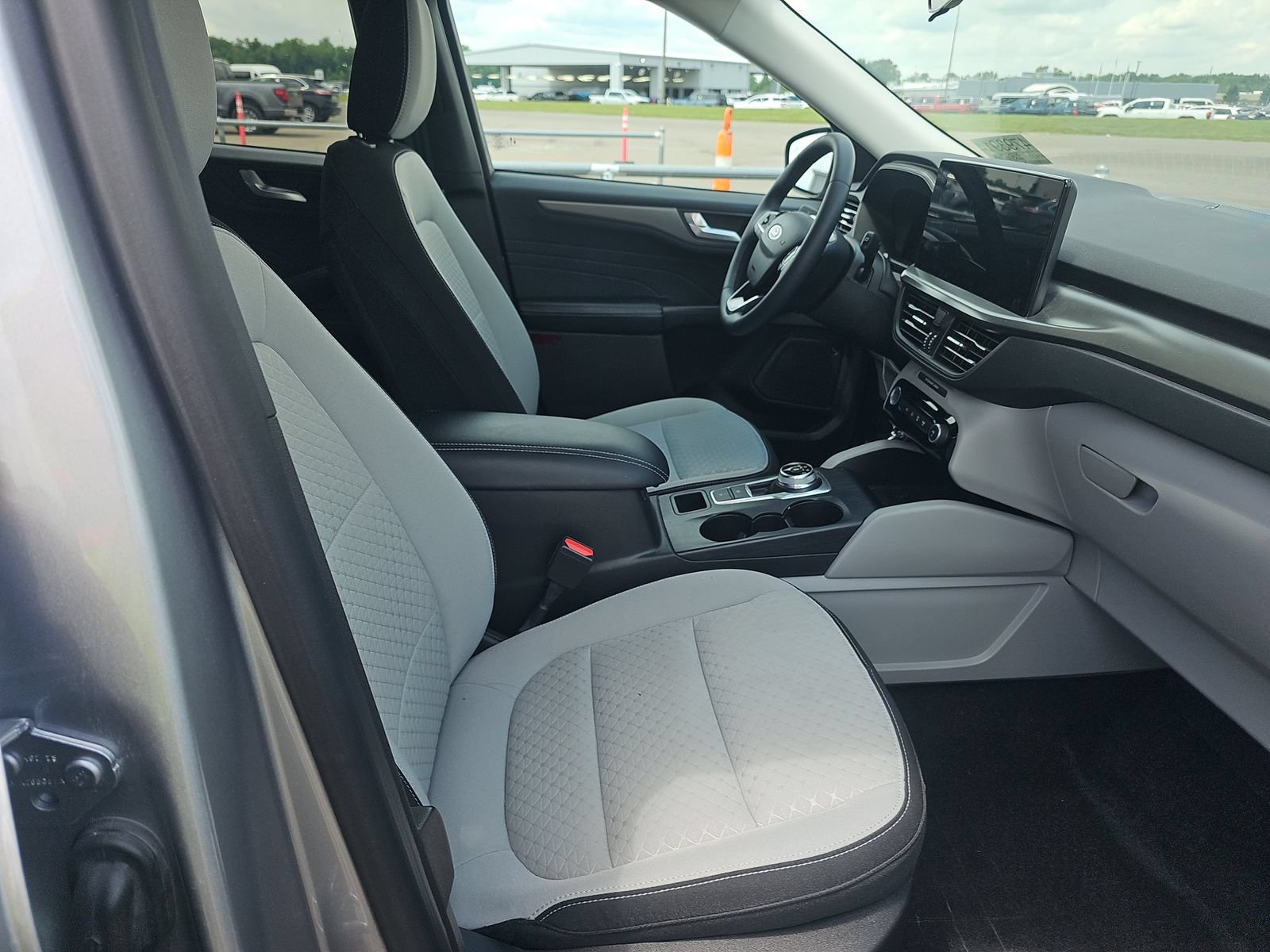Used 2023 Ford Escape Active w/ Tech Pack #2 AWD/4WD image 14
