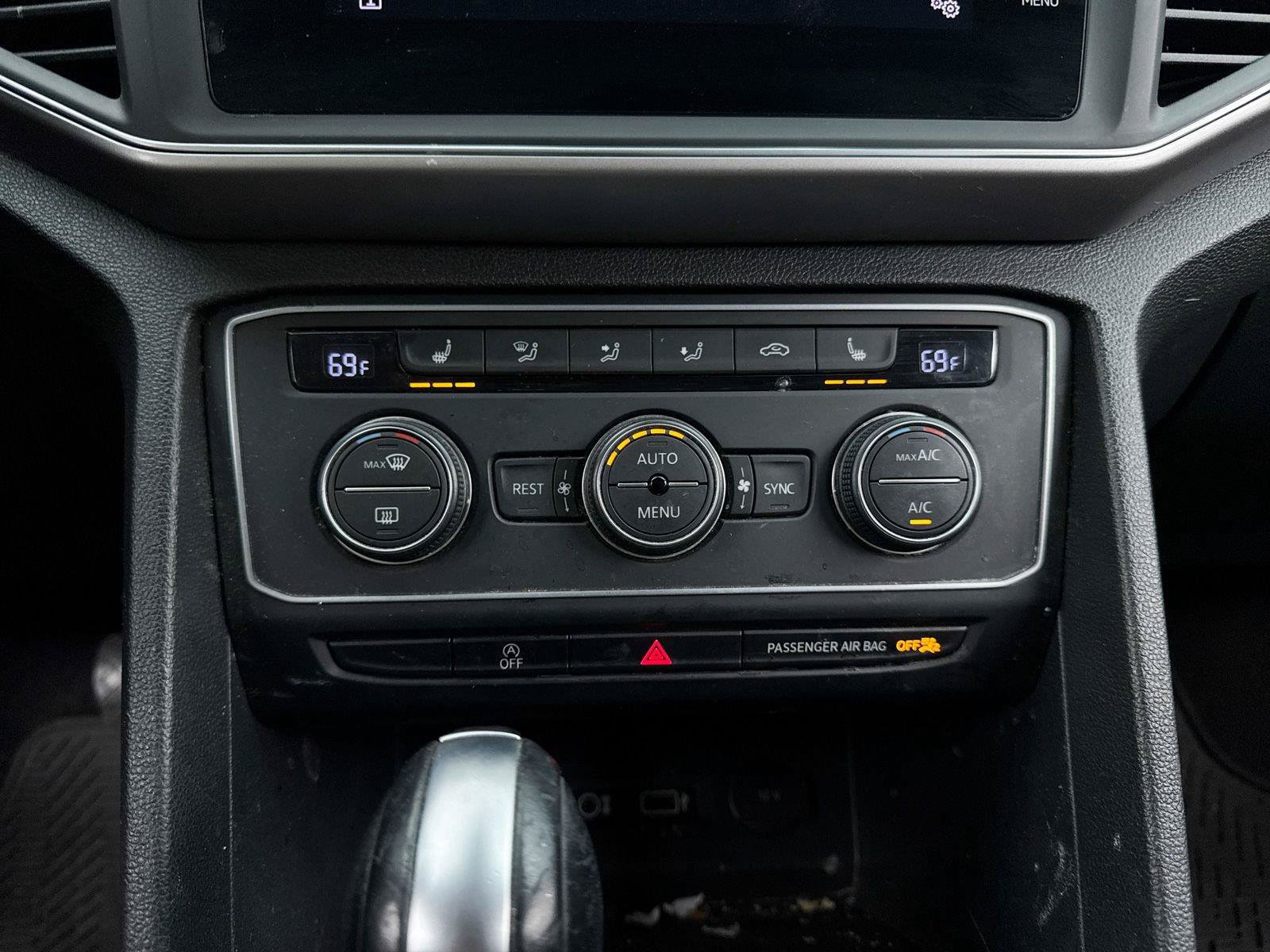 Used 2018 Volkswagen Atlas SE FWD image 23