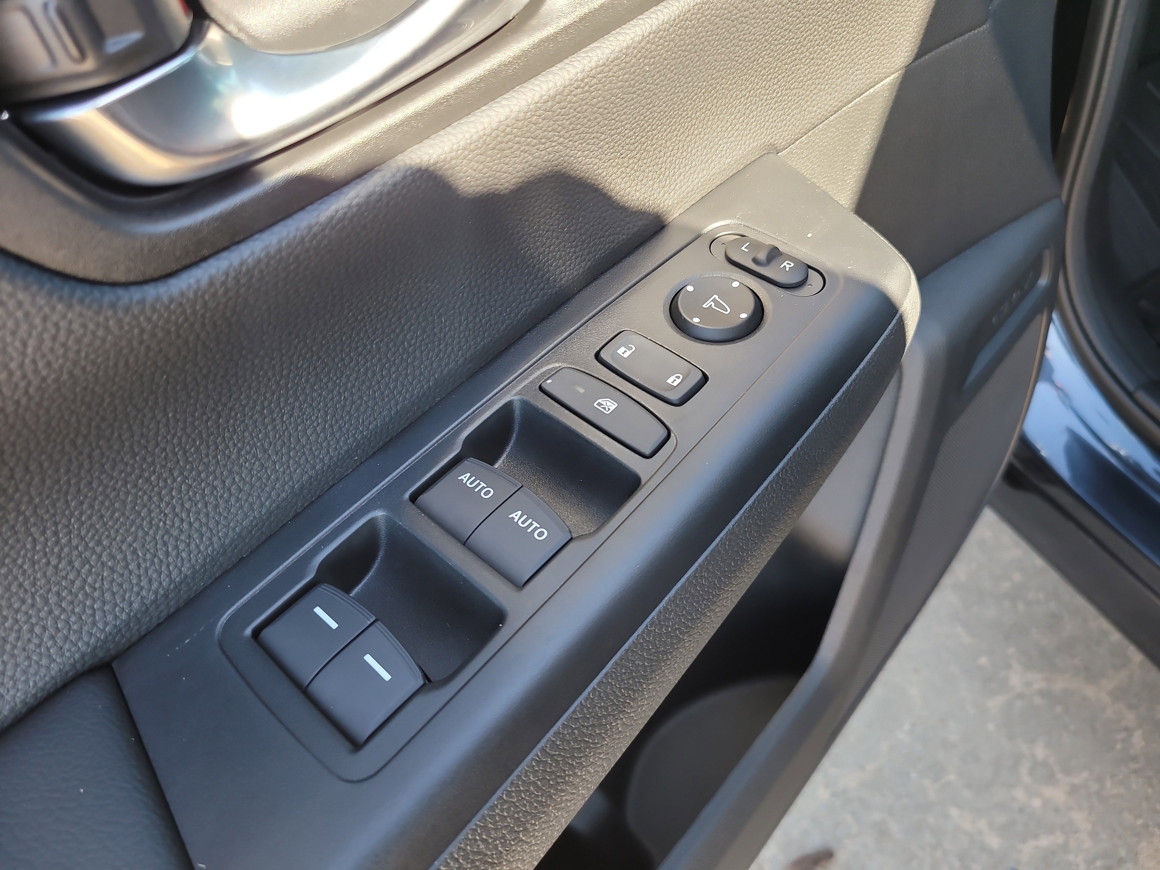 New 2027 Honda CR-V EX image 14