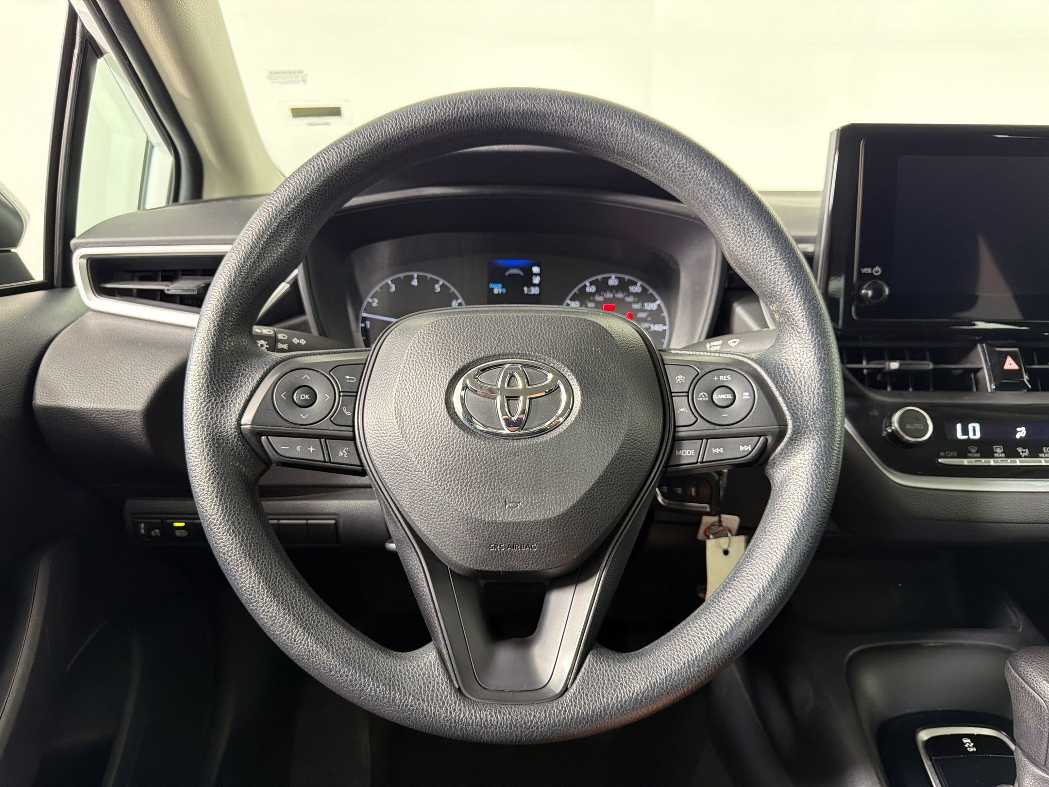 Used 2024 Toyota Corolla LE FWD image 9