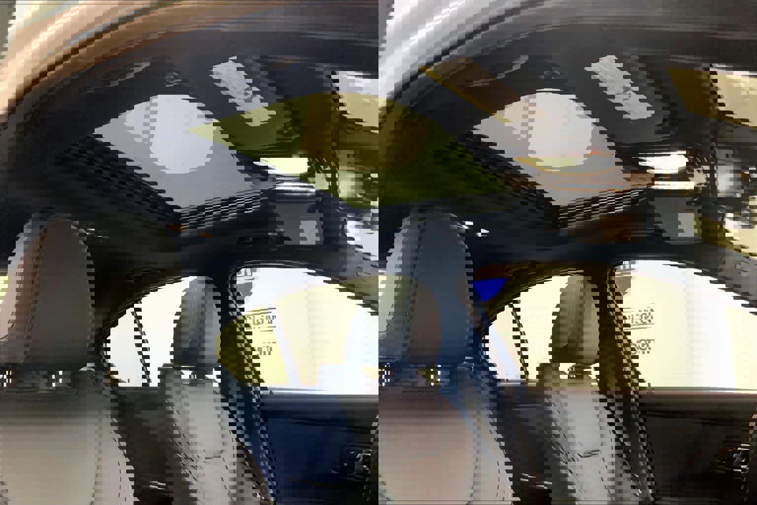 Used 2024 BMW 330i xDrive Sedan w/ Convenience Package AWD/4WD image 13