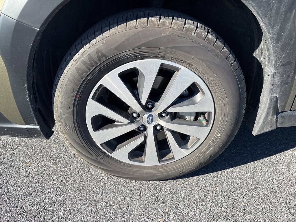 Certified 2025 Subaru Outback Premium image 13