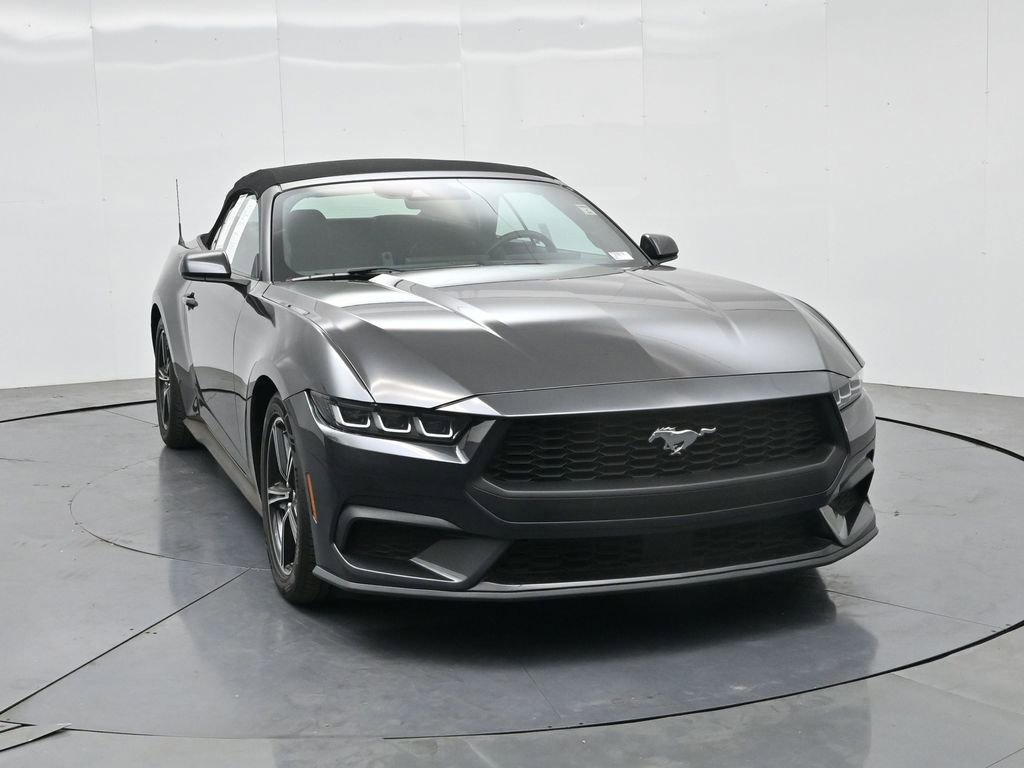 Used 2024 Ford Mustang Convertible image 22