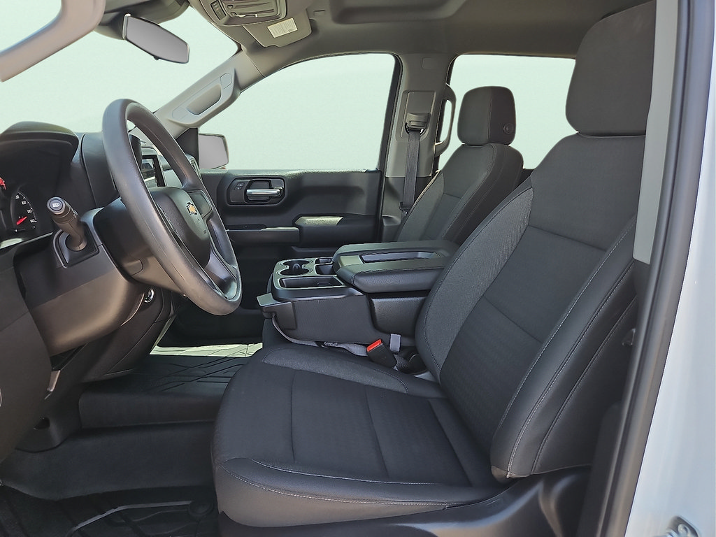 Used 2025 Chevrolet Silverado 1500 Custom RWD image 13
