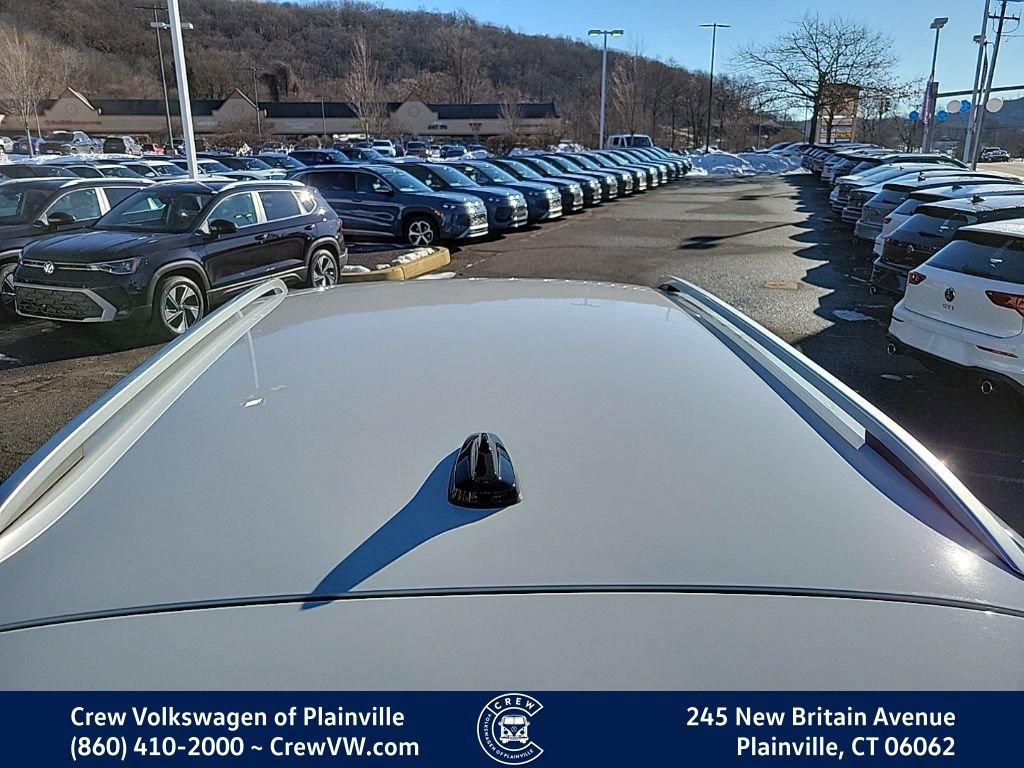 Certified 2023 Volkswagen Taos SE image 30