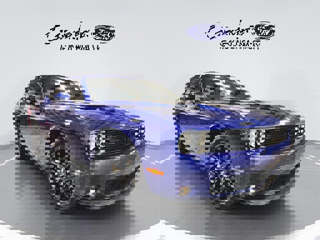 Used 2021 Dodge Challenger SXT w/ Blacktop Package image 1