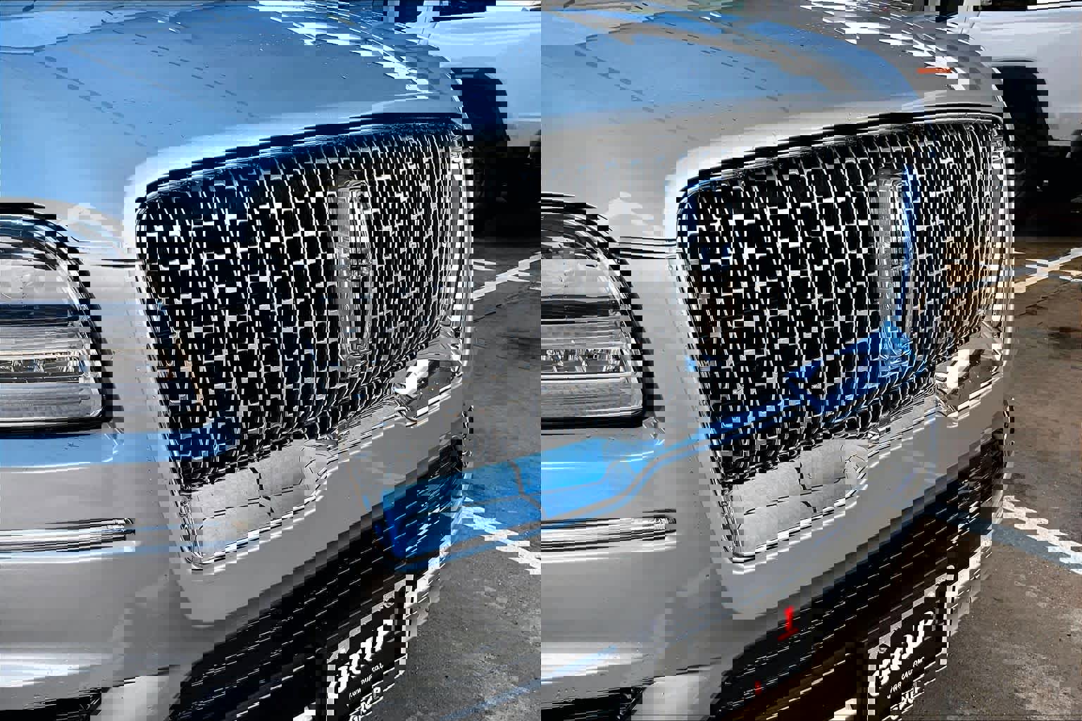 Used 2021 Lincoln Navigator Reserve w/ Luxury Package image 30