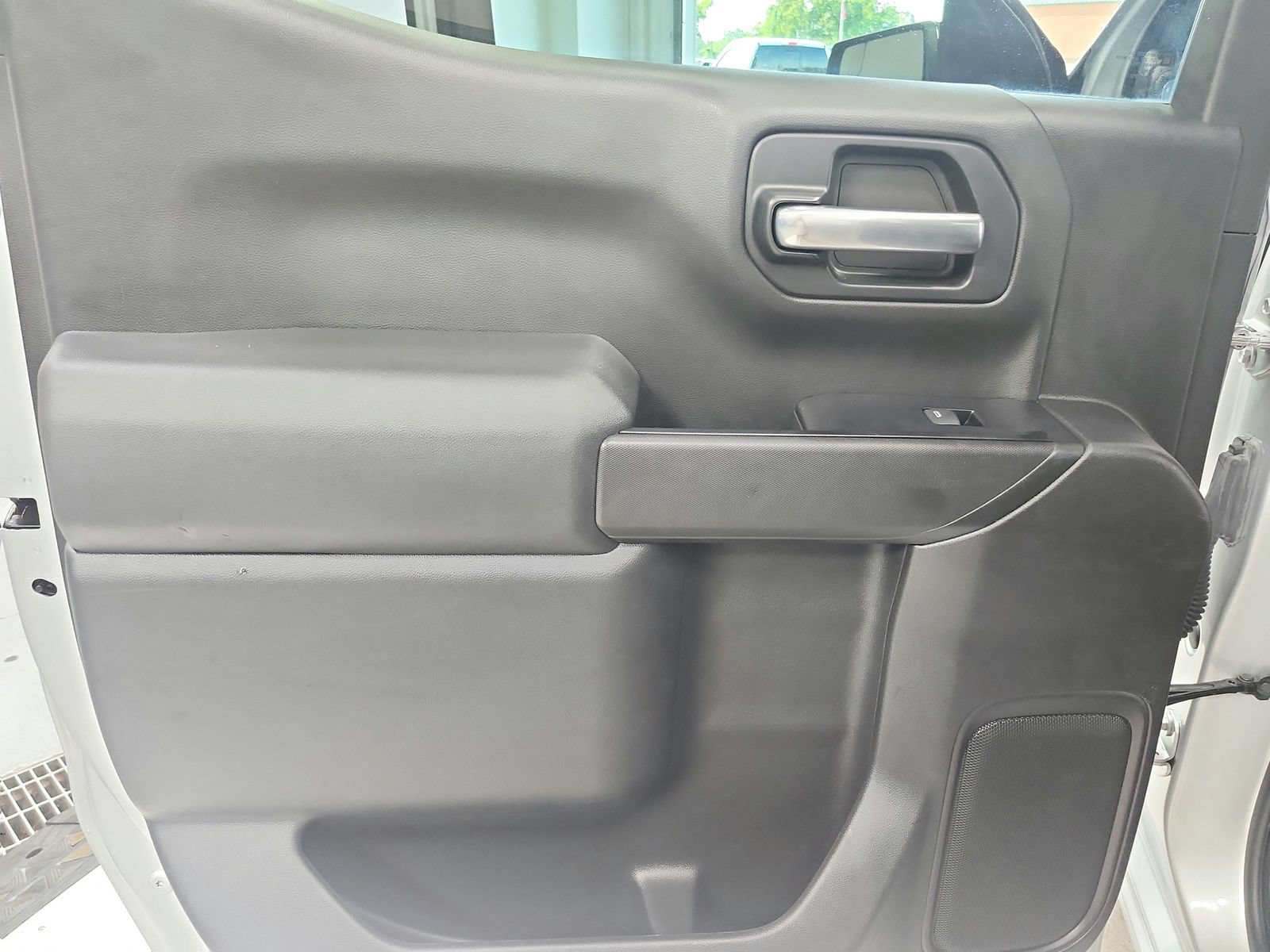 Used 2019 Chevrolet Silverado 1500 LT w/ All-Star Edition AWD/4WD image 32