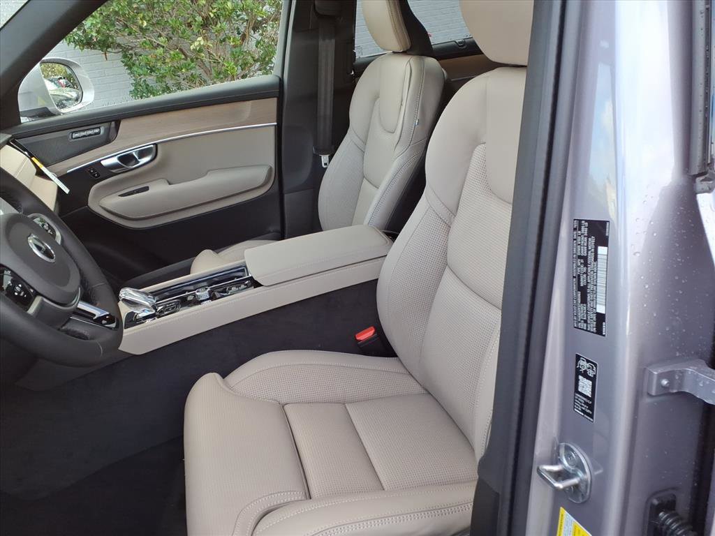 New 2026 Volvo XC90 B6 Ultra w/ Protection Package Premier image 15