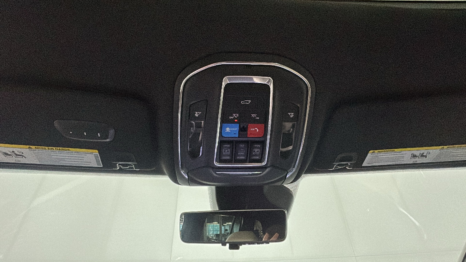 Used 2023 Jeep Grand Cherokee 4WD 4xe w/ Luxury Tech Group II image 31