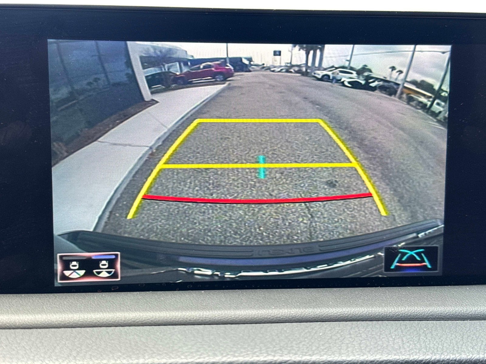 Certified 2022 Lexus RX 450hL AWD w/ Premium Package image 26