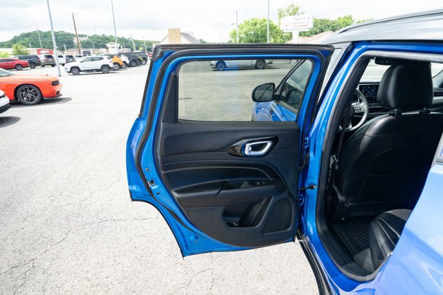 Certified 2023 Jeep Compass Latitude w/ Convenience Group AWD/4WD image 11