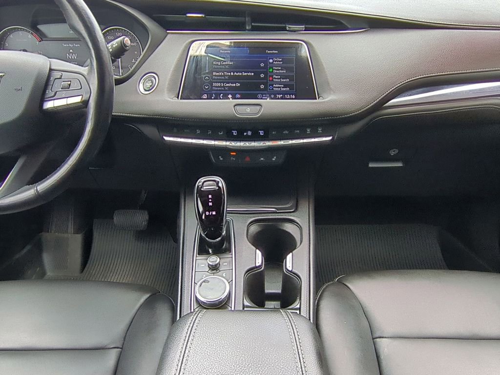 Used 2023 Cadillac XT4 Luxury w/ Cold Weather Package image 14