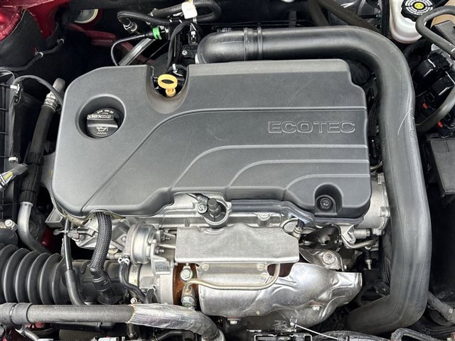 Used 2020 Chevrolet Malibu LT FWD image 28