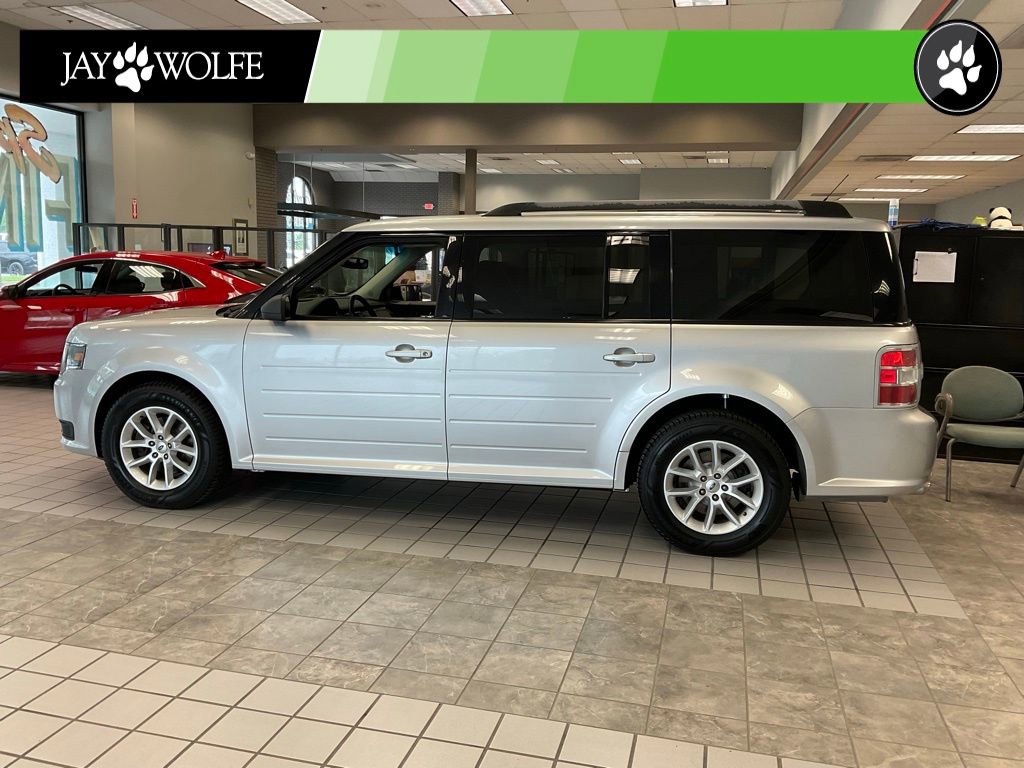 Used 2019 Ford Flex SE FWD image 4