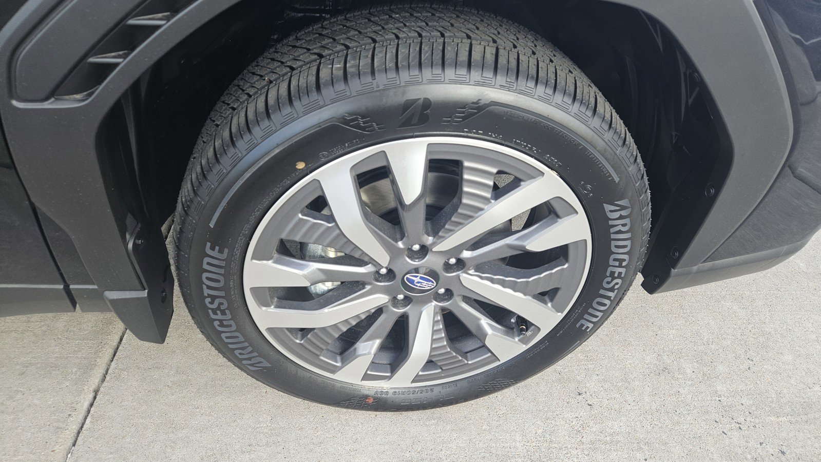 New 2025 Subaru Forester Touring image 2