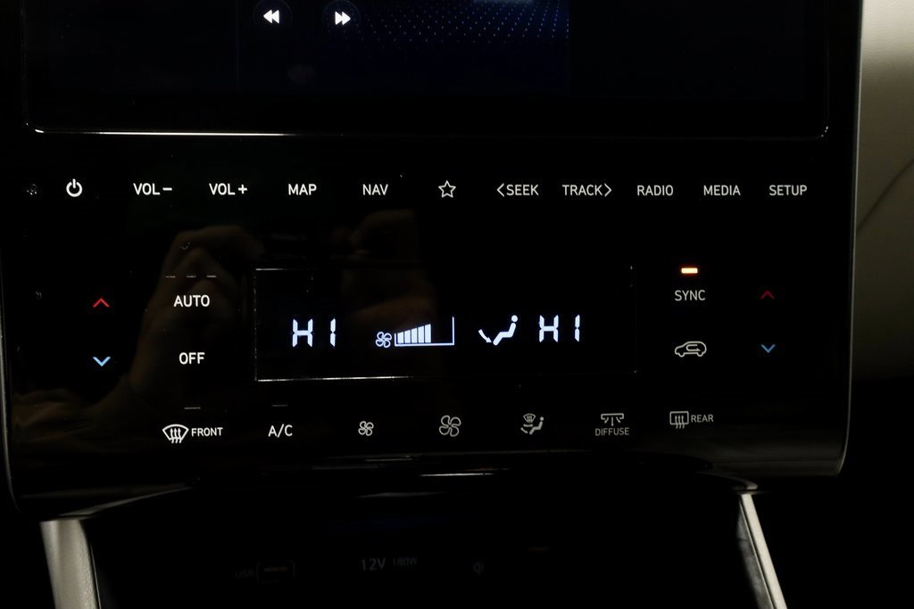 Used 2024 Hyundai Tucson Limited image 36