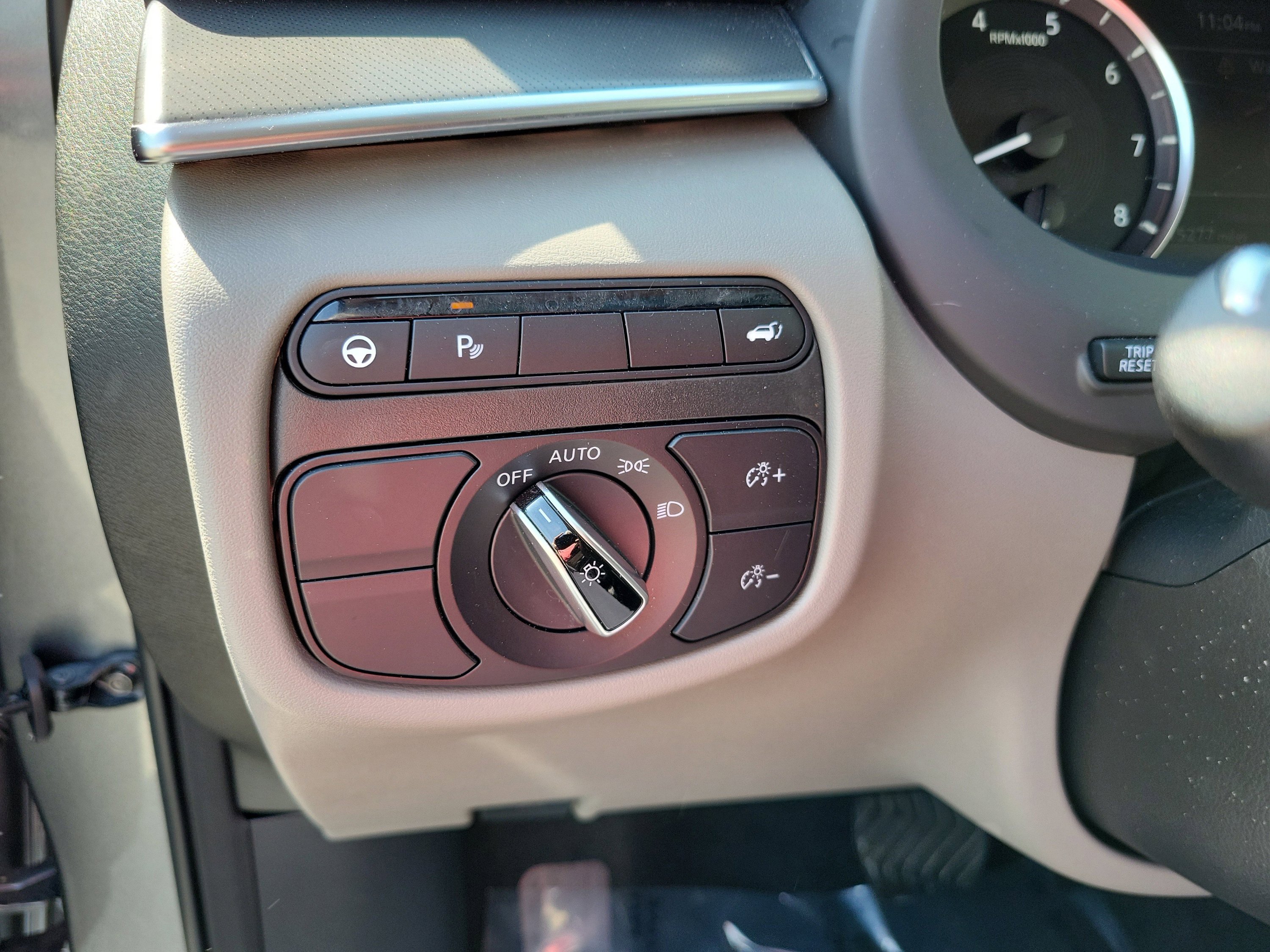 Used 2024 INFINITI QX50 Luxe image 26