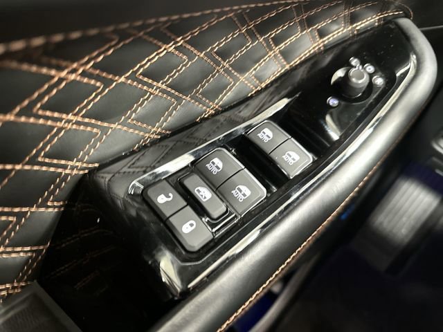 Used 2024 Jeep Grand Cherokee L Summit image 16