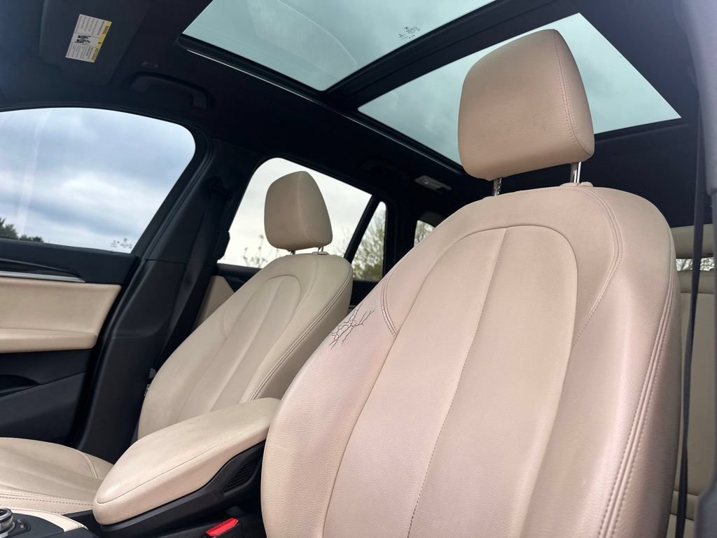 Used 2018 BMW X1 xDrive28i AWD/4WD image 17
