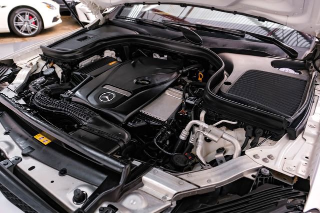 Used 2019 Mercedes-Benz GLC 300 w/ Premium Package image 46