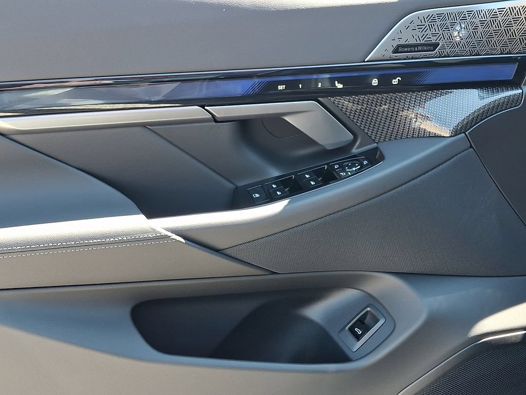 New 2027 BMW M5 Touring AWD/4WD image 10