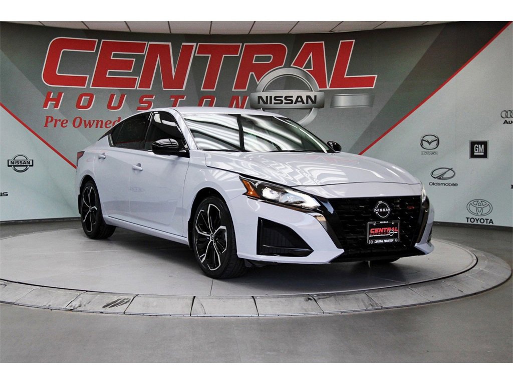 Certified 2023 Nissan Altima 2.5 SR