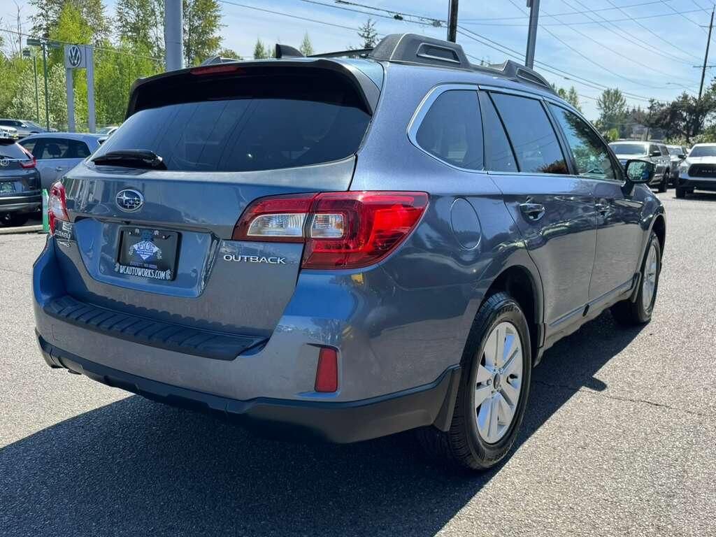 Used 2016 Subaru Outback 2.5i Premium AWD/4WD image 9