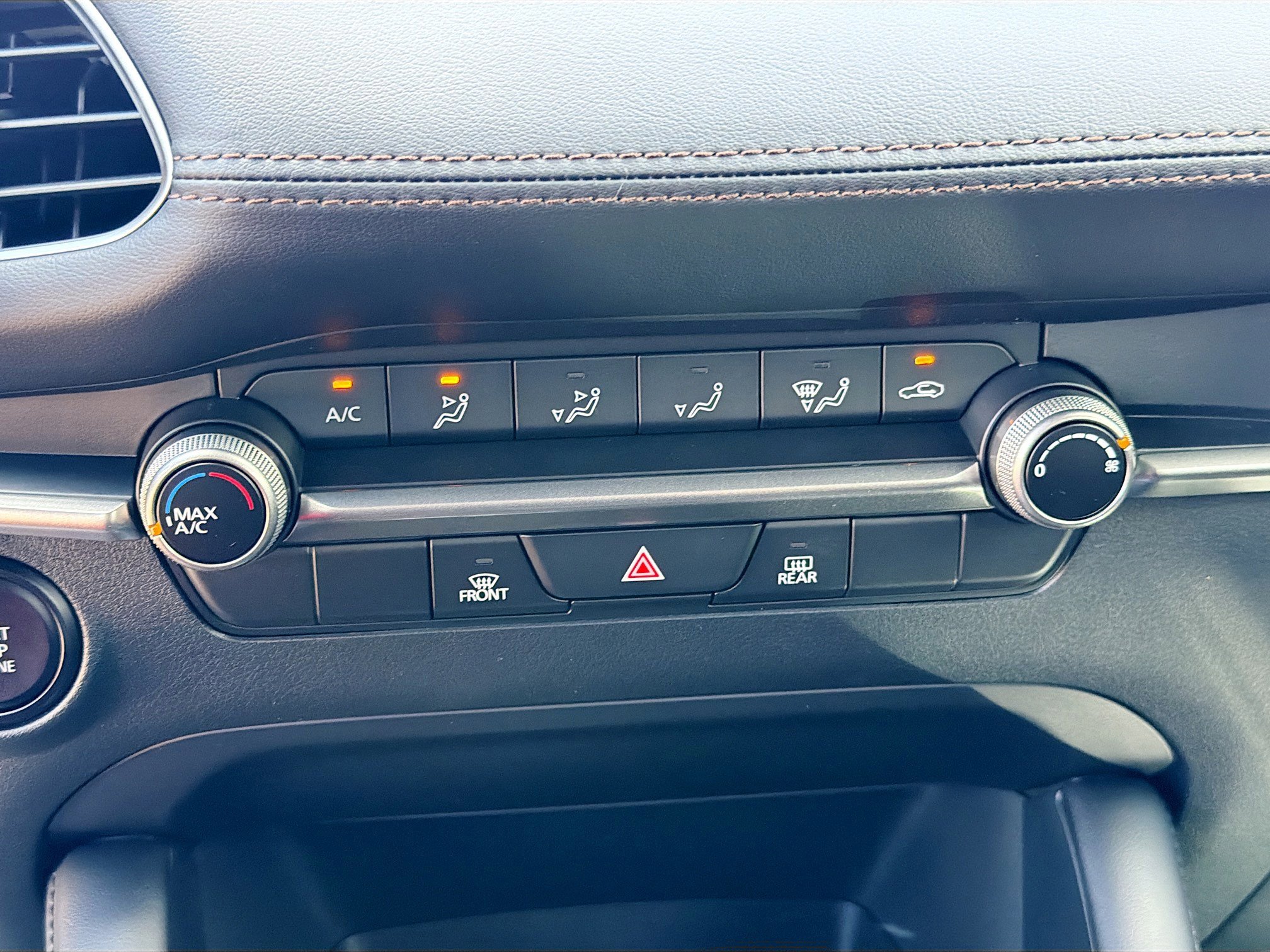 New 2026 MAZDA MAZDA3 s image 31