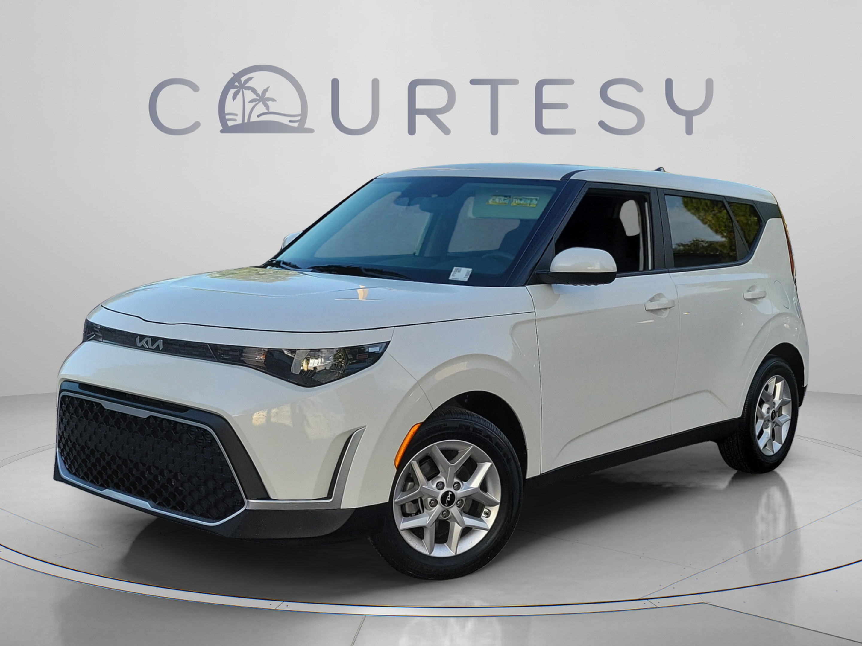 Certified 2025 Kia Soul LX w/ LX Technology Package