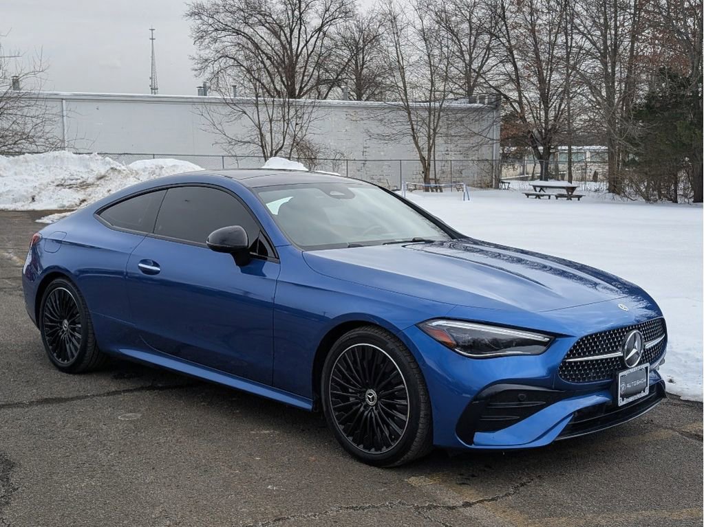 Used 2024 Mercedes-Benz CLE 300 4MATIC Coupe image 3