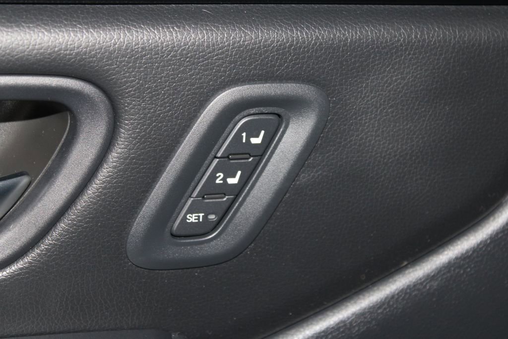 Certified 2025 Honda Pilot TrailSport image 8