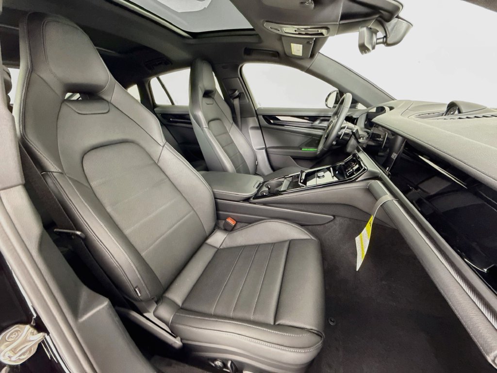 New 2026 Porsche Panamera RWD image 30