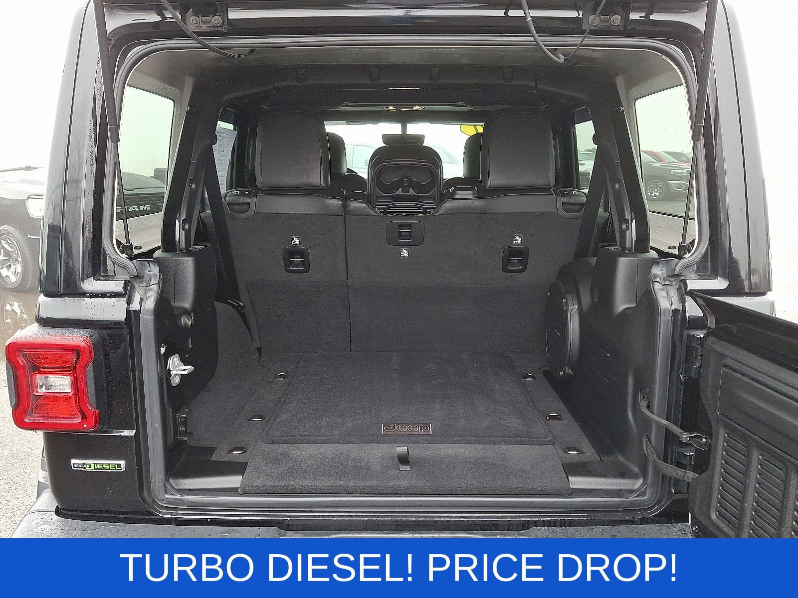 Used 2021 Jeep Wrangler Unlimited Sahara image 29