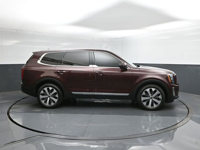 Used 2022 Kia Telluride EX w/ EX Premium Package FWD image 26