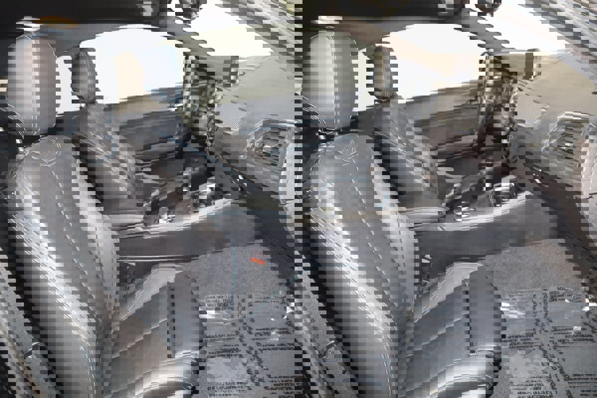 Used 2018 BMW M2 image 12