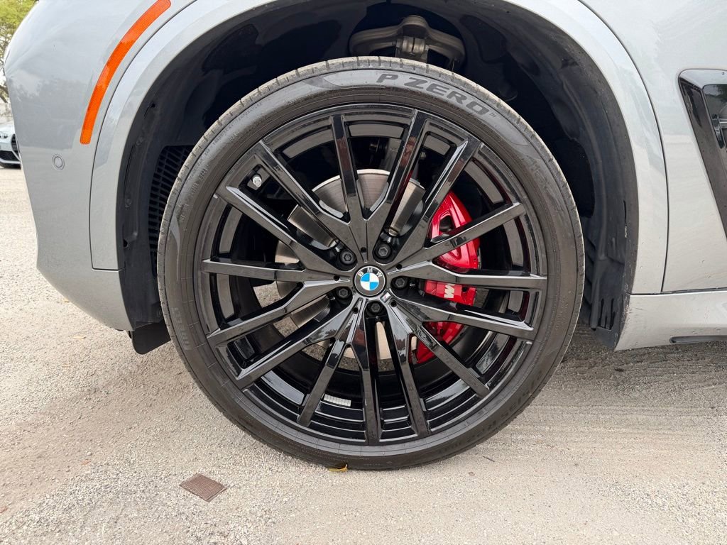 Used 2024 BMW X5 sDrive40i w/ M Sport Package image 9
