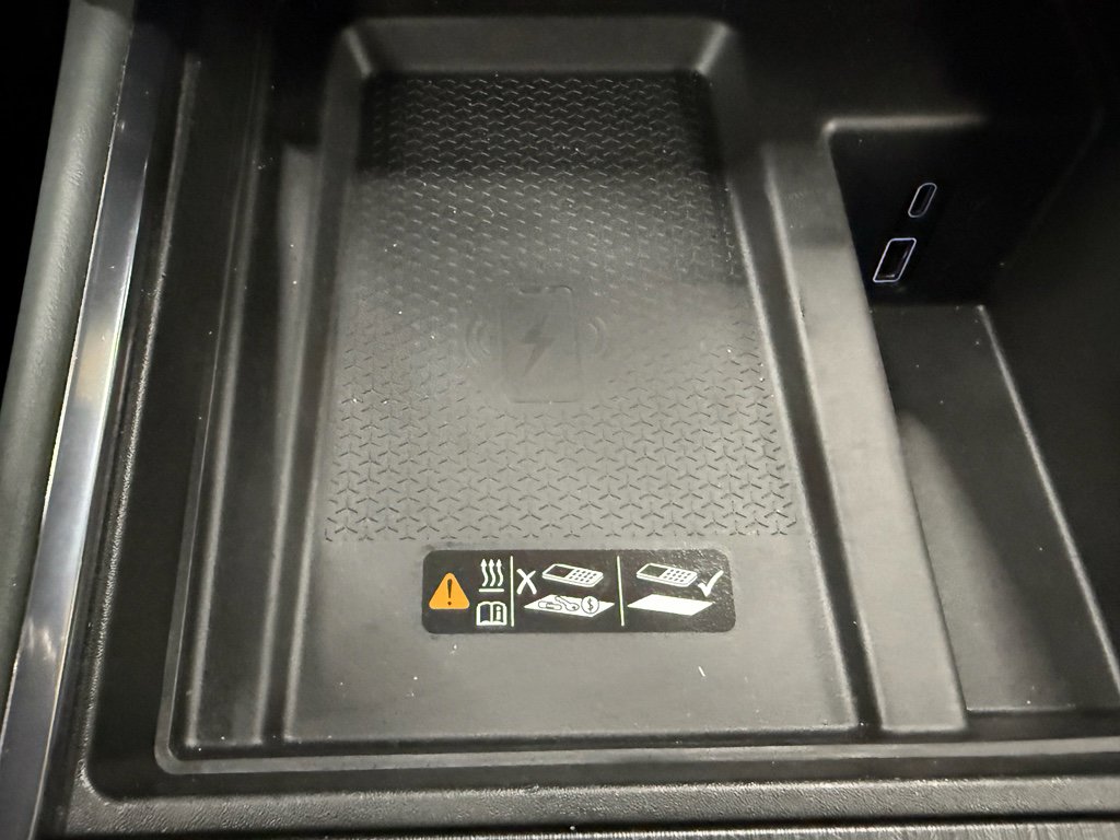 Certified 2024 GMC Acadia AT4 w/ Super Cruise Package image 39