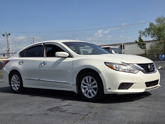 Used 2016 Nissan Altima 2.5 S w/ Power Driver Seat Package image 7