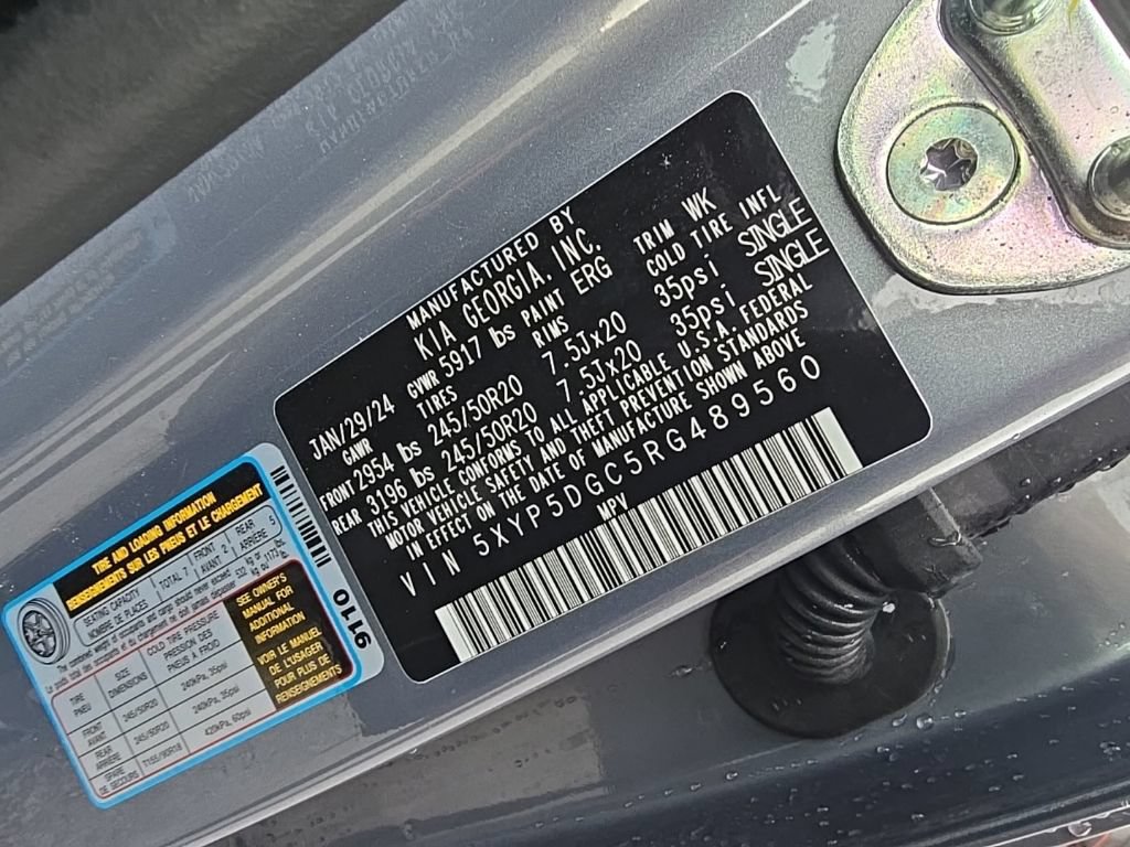 Used 2024 Kia Telluride SX w/ Towing Package AWD/4WD image 13