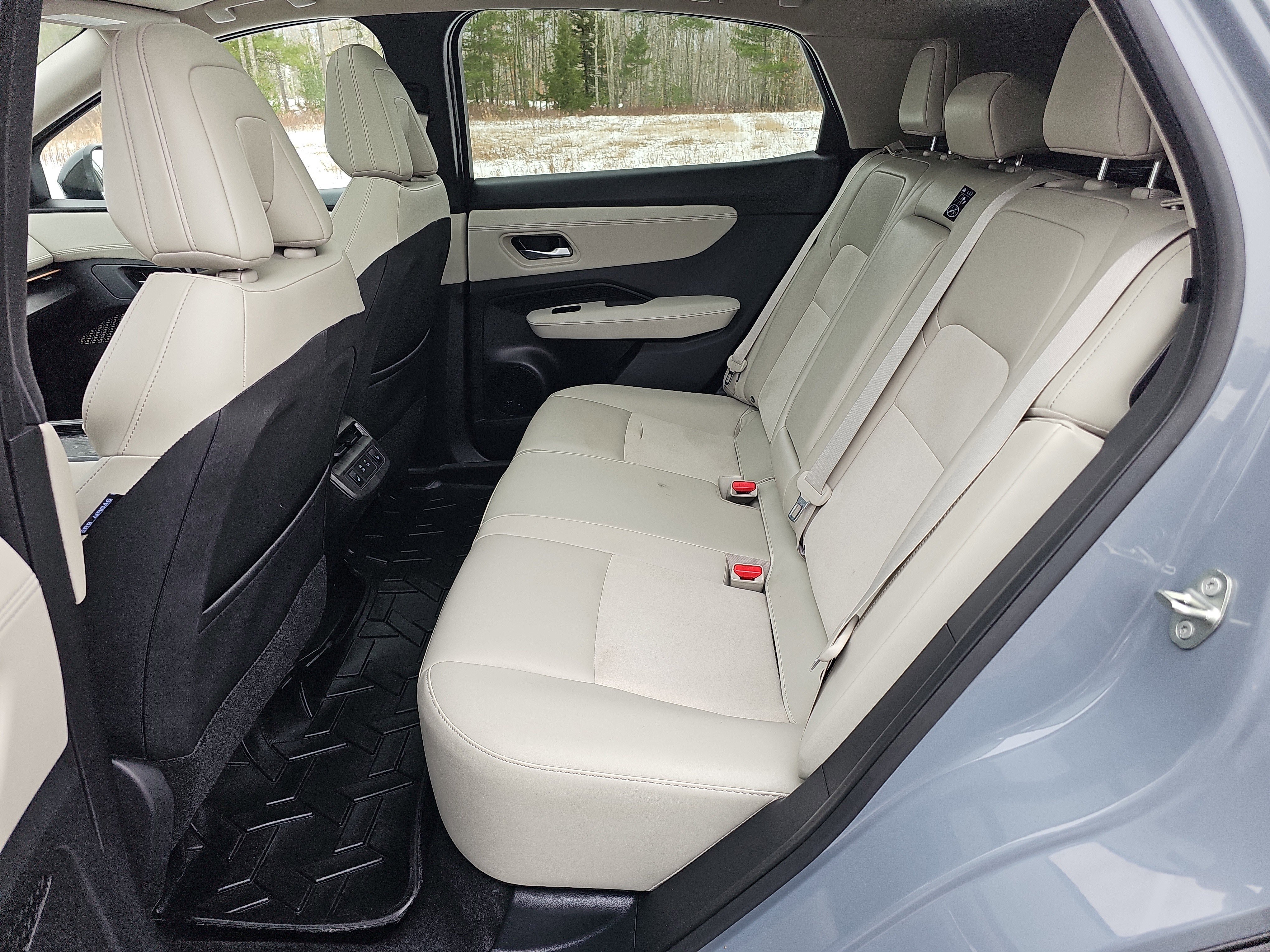 Certified 2025 Nissan Ariya EVOLVE+ image 16