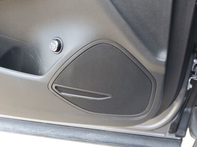 Used 2022 Buick Envision Essence w/ Sport Touring Package FWD image 30