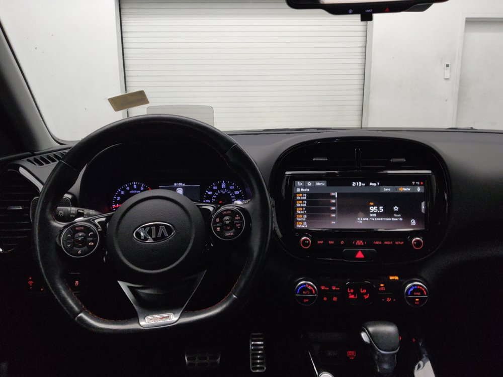 Used 2020 Kia Soul GT-Line Turbo FWD image 22