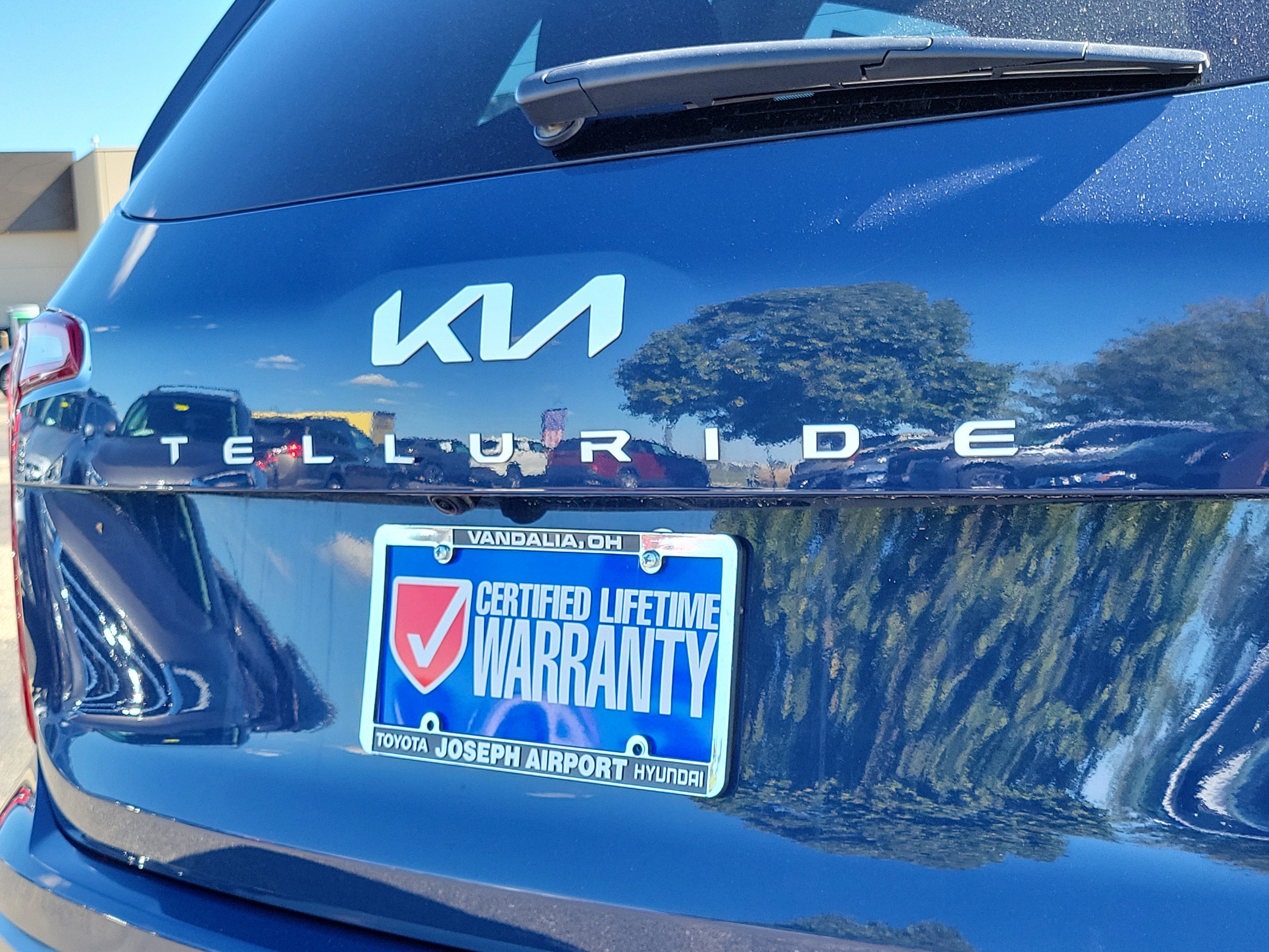 Used 2025 Kia Telluride S image 6