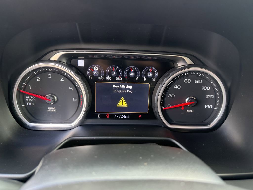 Used 2021 Chevrolet Suburban Premier w/ Premium Package image 17