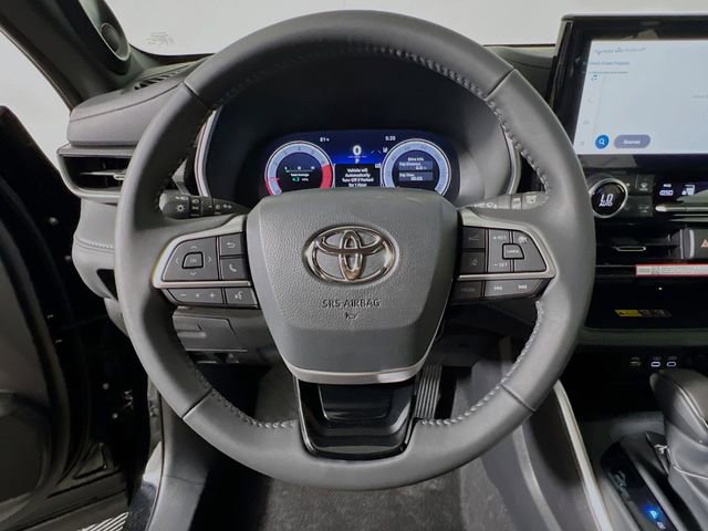 New 2026 Toyota Highlander XSE AWD/4WD image 15