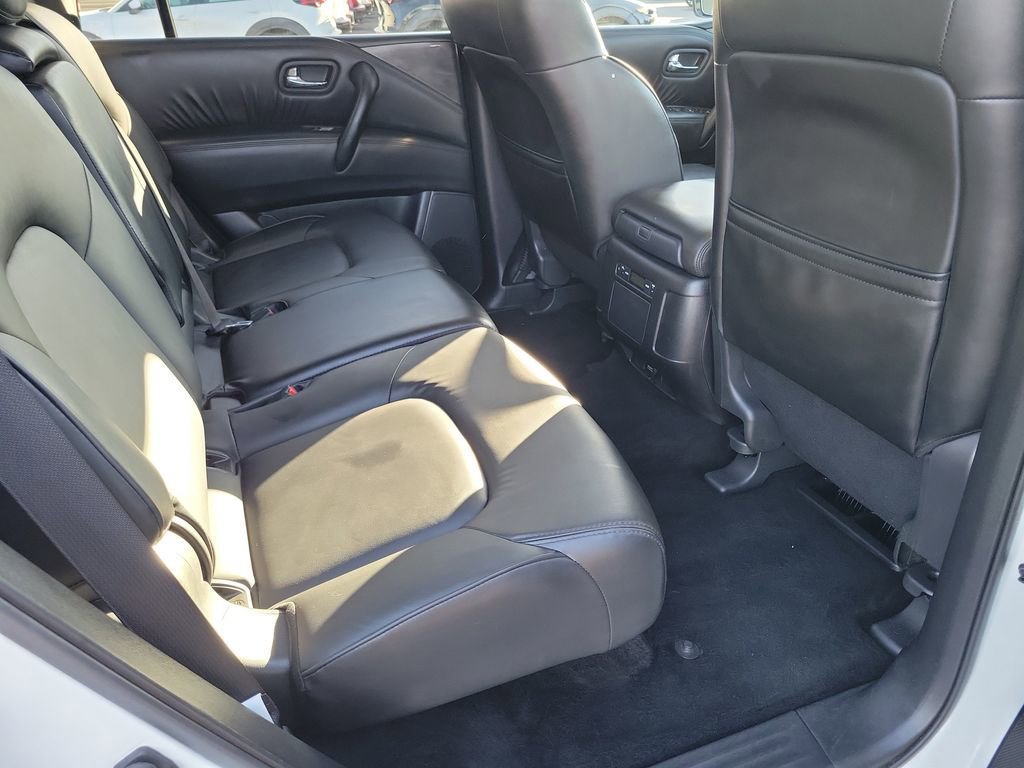 Used 2024 Nissan Armada SV image 19