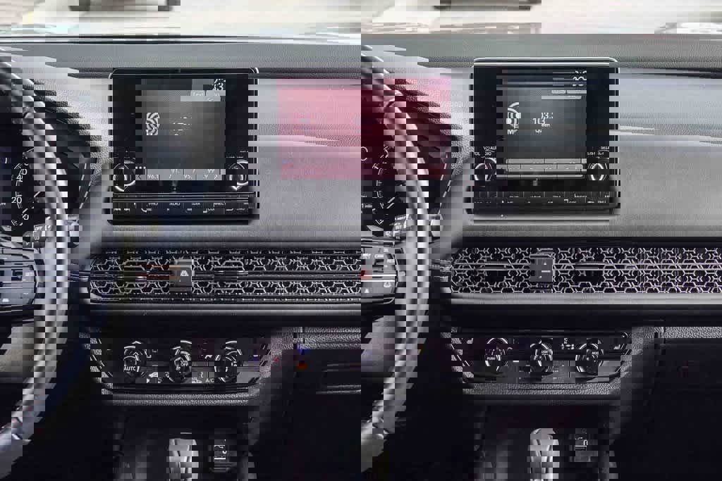 Used 2025 Honda HR-V Sport image 12