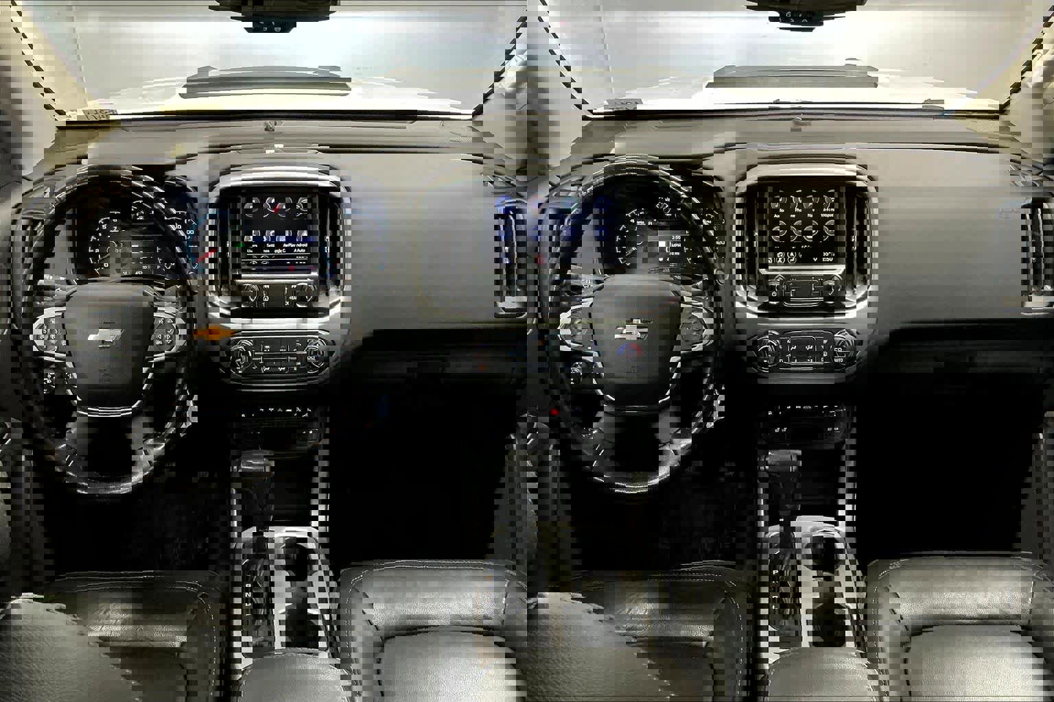 Used 2021 Chevrolet Colorado ZR2 w/ Colorado ZR2 Bison Edition image 17